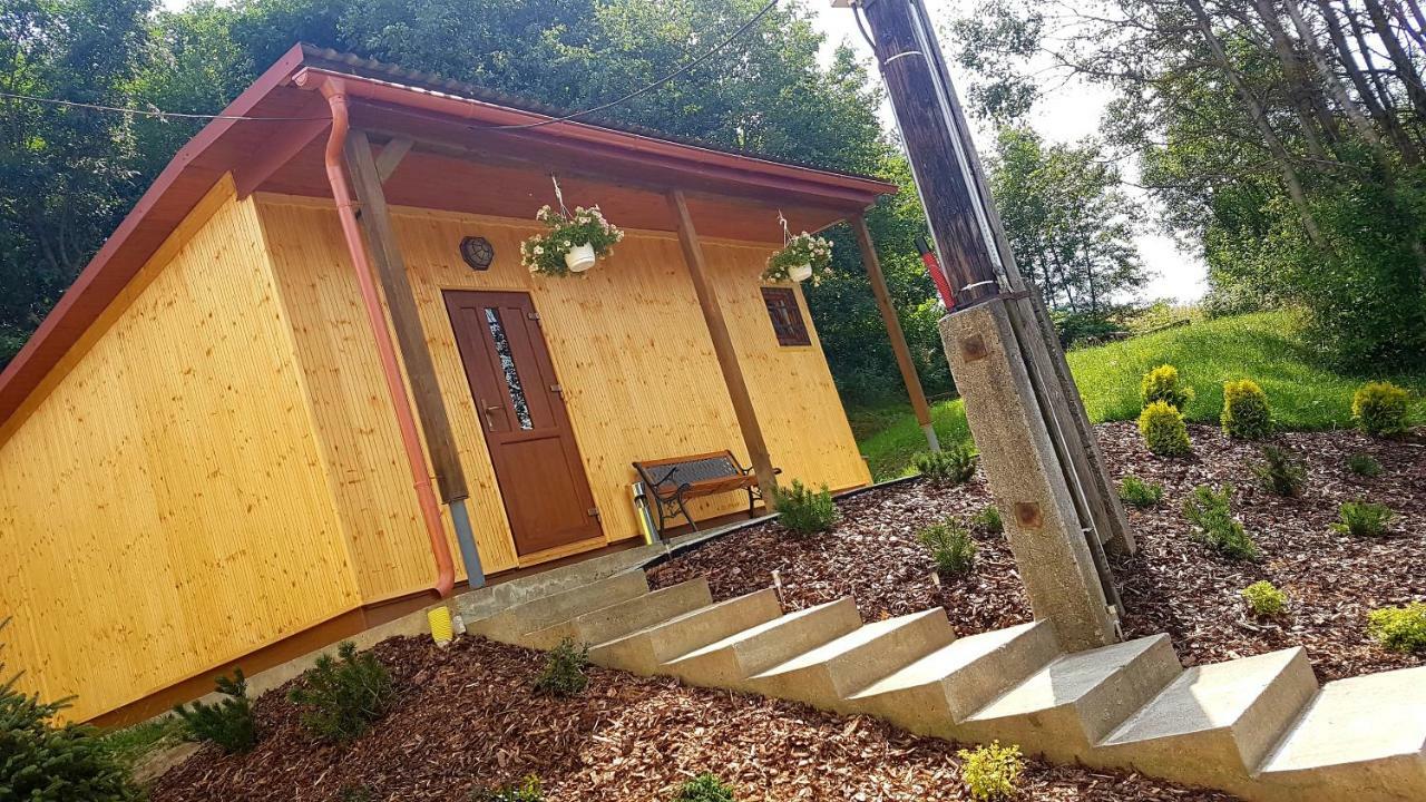 Chatka Na Hranici Circ Exterior foto